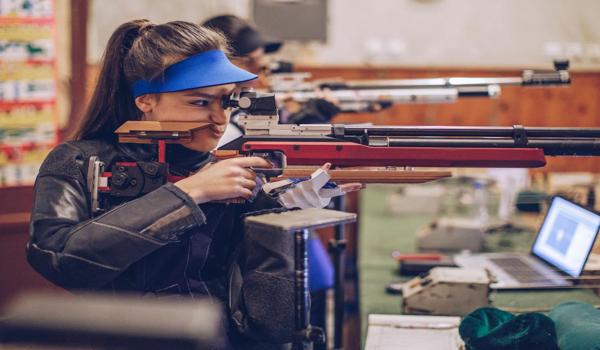 和平精英准星辅助器操作